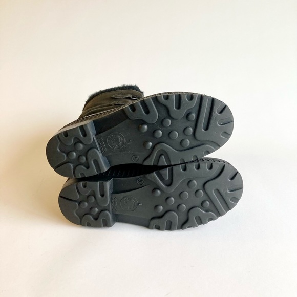 Sorel Black Waterproof Suede Leather Rubber Outsole Snow Rain Boots size 5 - Picture 11 of 15